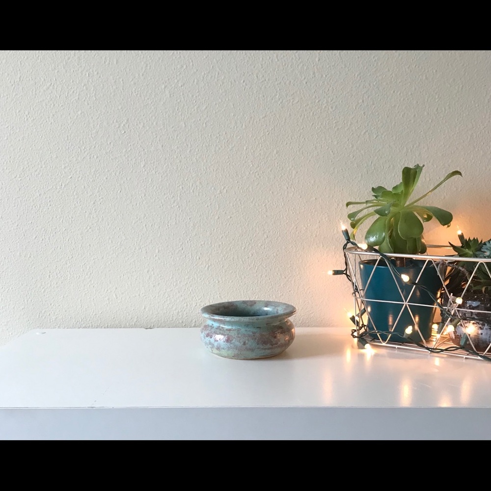 Ceramic pot